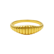 Load image into Gallery viewer, Mini Croissant Ring
