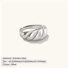 Load image into Gallery viewer, Croissant Statement Ring
