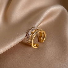 Load image into Gallery viewer, Lexi Rhinestone Ring
